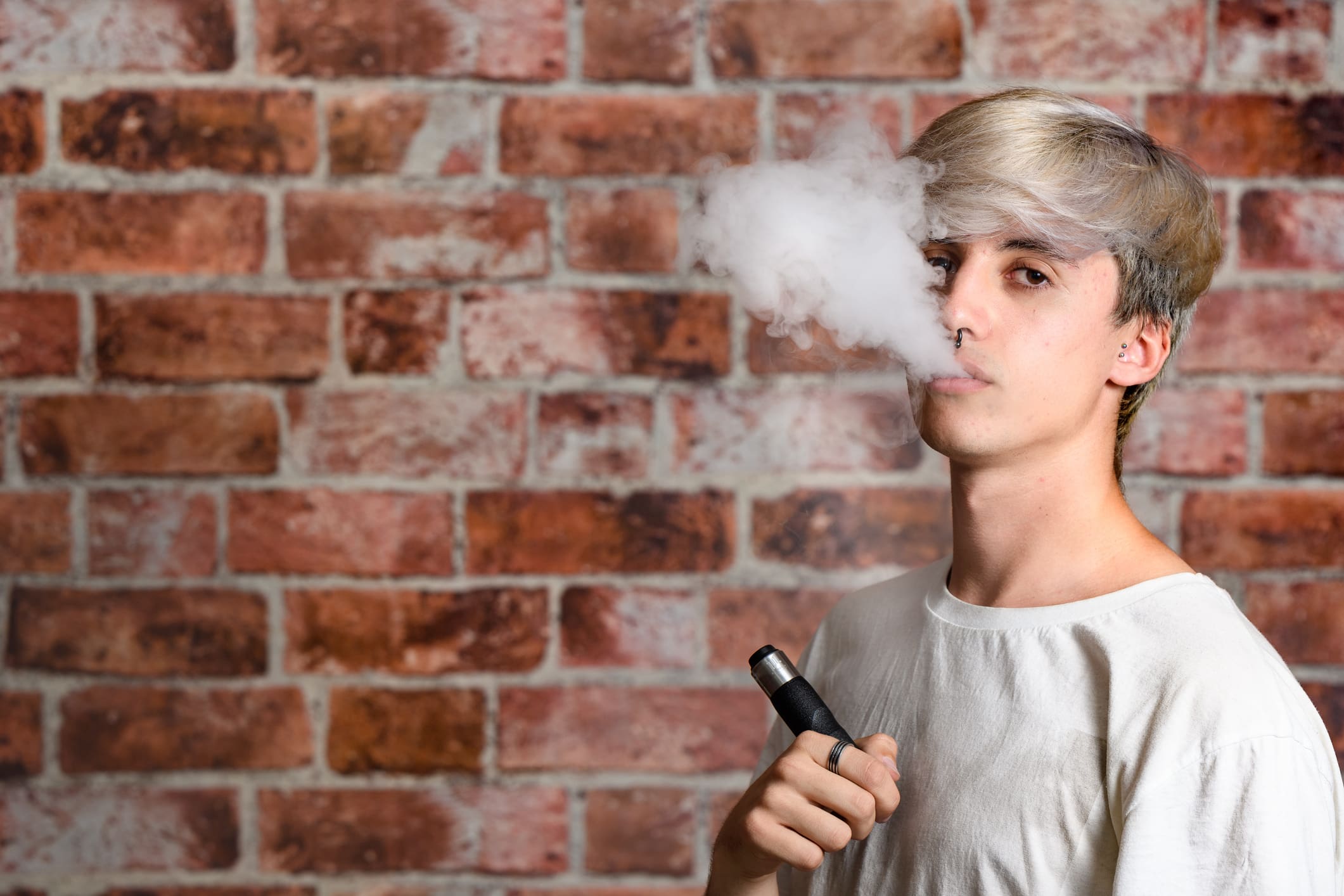 Il est urgent de prendre des mesures supplémentaires pour protéger nos jeunes de l’essor de l’e-cigarette